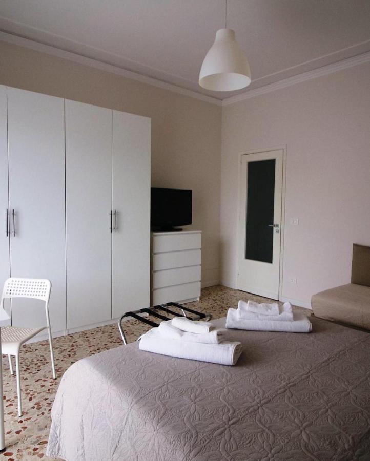 Giuffrida Apartment Rooms Catania-Fontanarossai nemzetközi repülőtér Kültér fotó